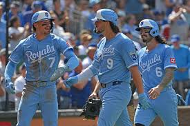 royals-vs-mariners-300.jpeg