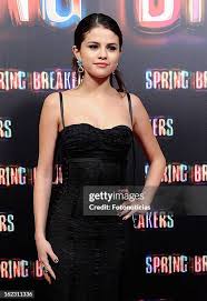 selena-gomez-149.jpeg