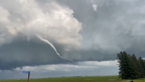 tornado-warning-winnipeg-66.jpeg