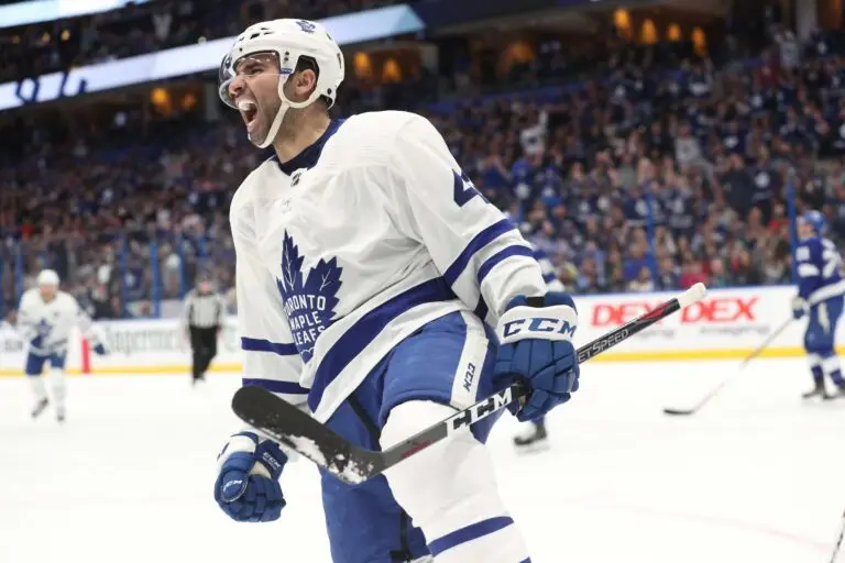 toronto-maple-leafs-nazem-kadri-185.jpeg
