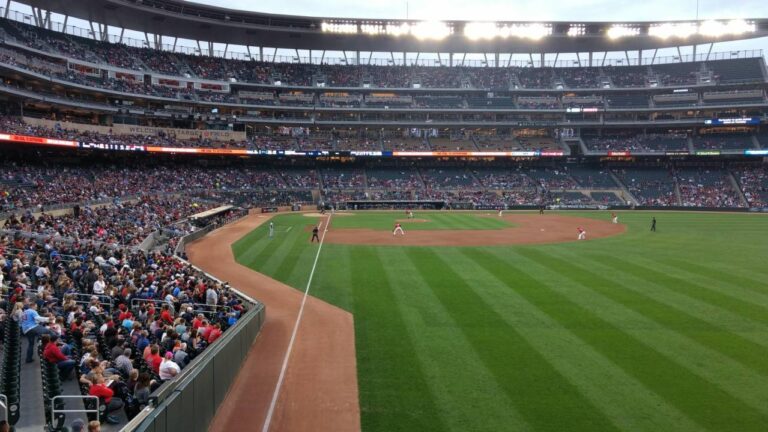athletics-vs-twins-139.jpeg