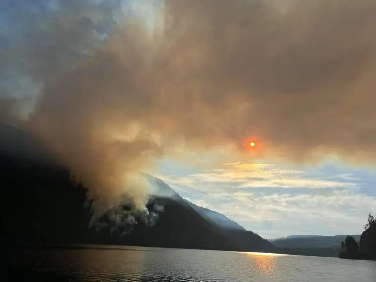 cameron-lake-fire-41.jpeg