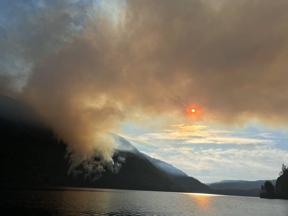 cameron-lake-fire-41.jpeg