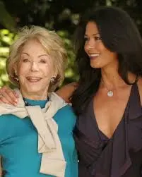 catherine-zeta-jones-101.jpeg