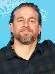 charlie-hunnam-79.jpeg