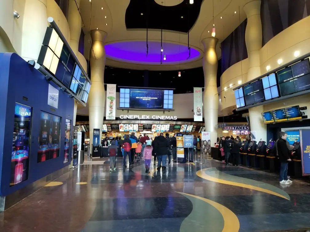 Exploring Cineplex Queensway: A Community Favorite