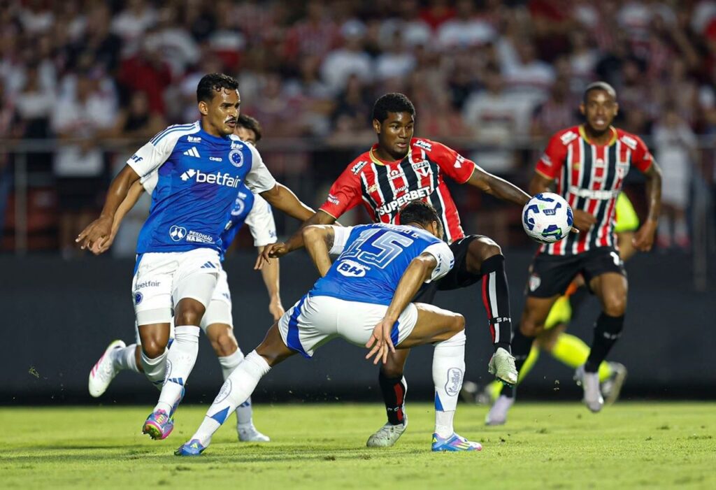 cruzeiro-vs-s-o-paulo-250.jpeg