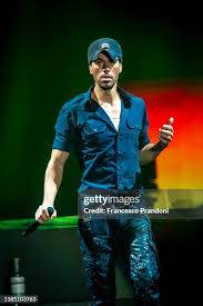 enrique-iglesias-123.jpeg