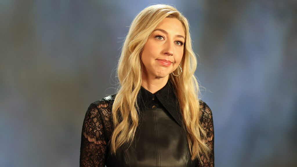 heidi-gardner-3.jpeg