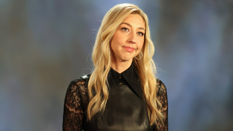 heidi-gardner-3.jpeg