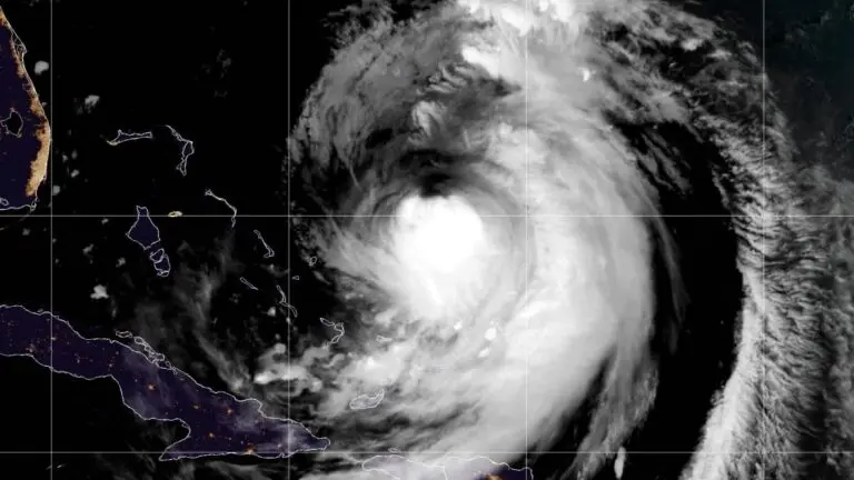 hurricane-erin-nova-scotia-55.jpeg