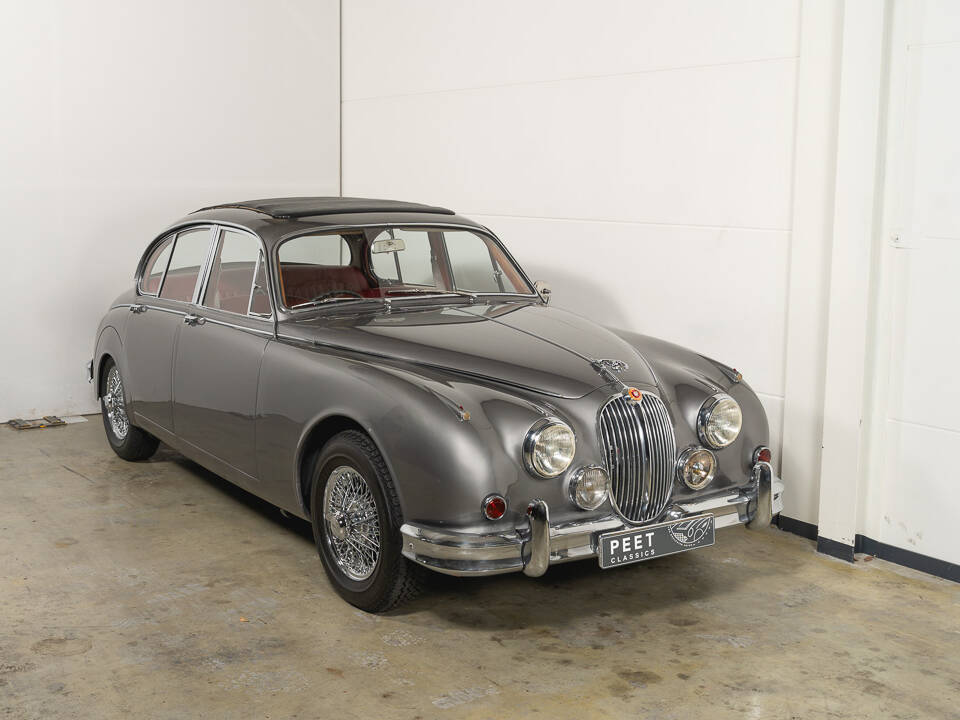 jaguar-ad-34.jpeg