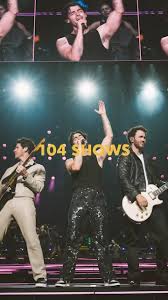 jonas-brothers-104.jpeg