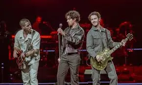 jonas-brothers-60.jpeg