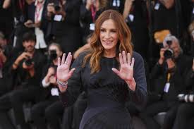 julia-roberts-after-the-hunt-246.jpeg