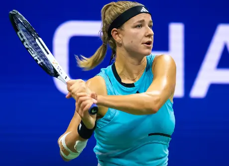 karolina-muchova-202.png
