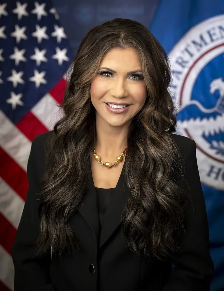 kristi-noem-5.jpeg