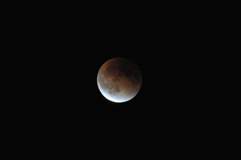 red-moon-156.jpeg