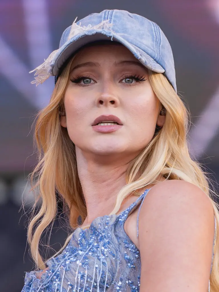 zara-larsson-73.jpeg