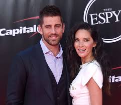 aaron-rodgers-wife-222.jpeg