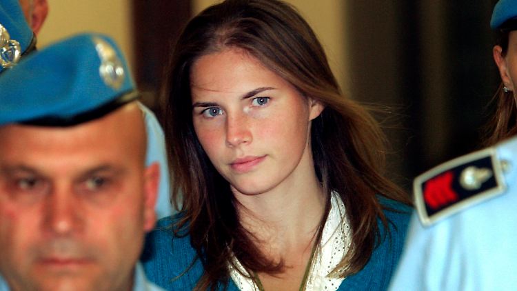 amanda-knox-21.jpeg