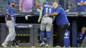 bo-bichette-injury-39.jpeg