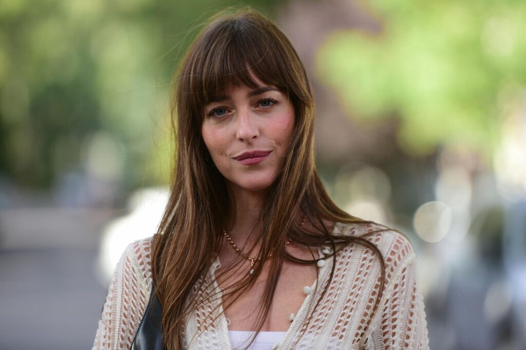 dakota-johnson-74.jpeg