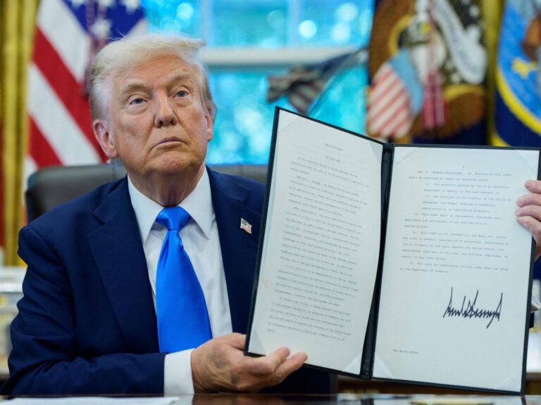 donald-trump-visa-140.jpg
