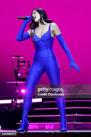 dua-lipa-115.jpeg