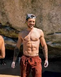 dylan-efron-51.jpeg