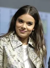 hailee-steinfeld-47.jpeg