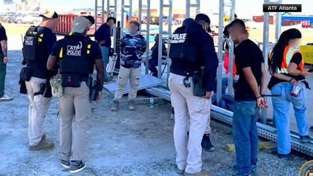 immigration-raid-hyundai-plant-24.jpeg