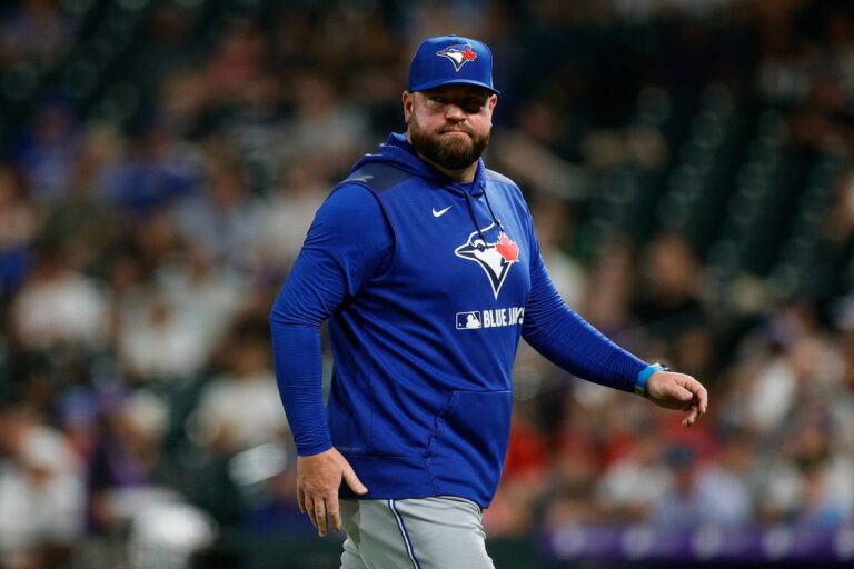 john-schneider-blue-jays-181.jpeg