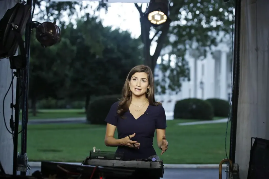 kaitlan-collins-170.webp