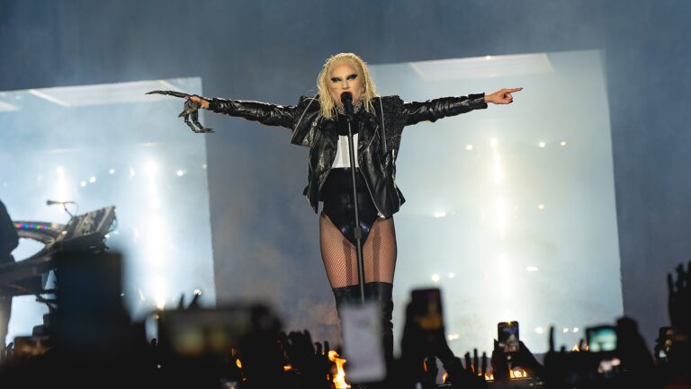 lady-gaga-concert-toronto-184.jpeg