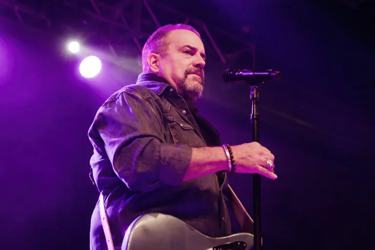 Raul Malo: The Iconic Voice of The Mavericks