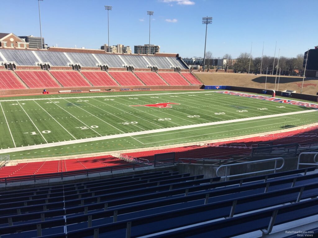 smu-football-207.jpeg
