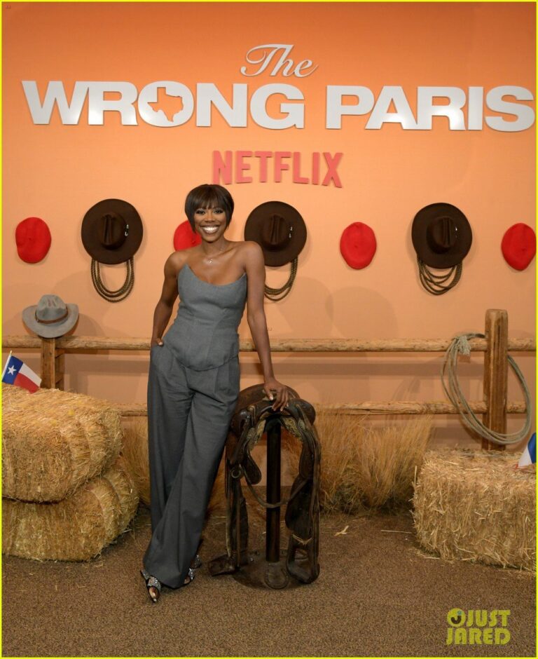 the-wrong-paris-cast-18.jpeg