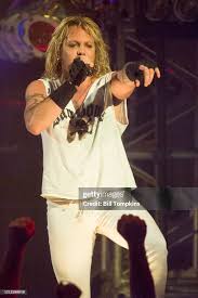 vince-neil-99.jpeg
