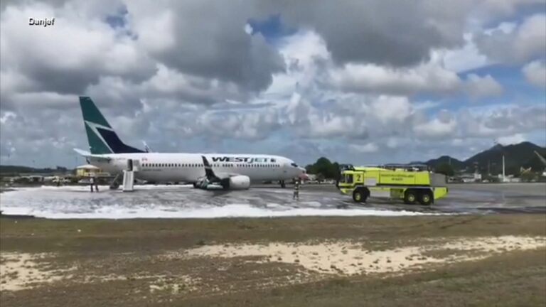 westjet-flight-hard-landing-4.jpeg