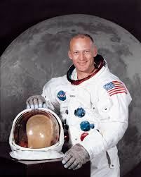 buzz-aldrin-174.jpeg