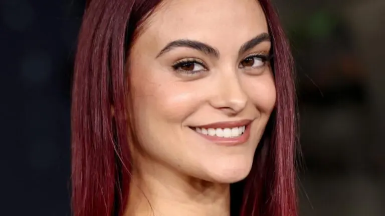 camila-mendes-24.jpeg