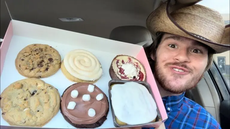Exploring Crumbl Cookie: A New Era in Gourmet Cookies