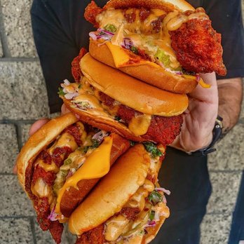 daves-hot-chicken-67.jpeg