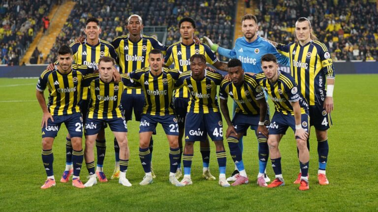 fenerbah-e-vs-vfb-stuttgart-108.jpeg