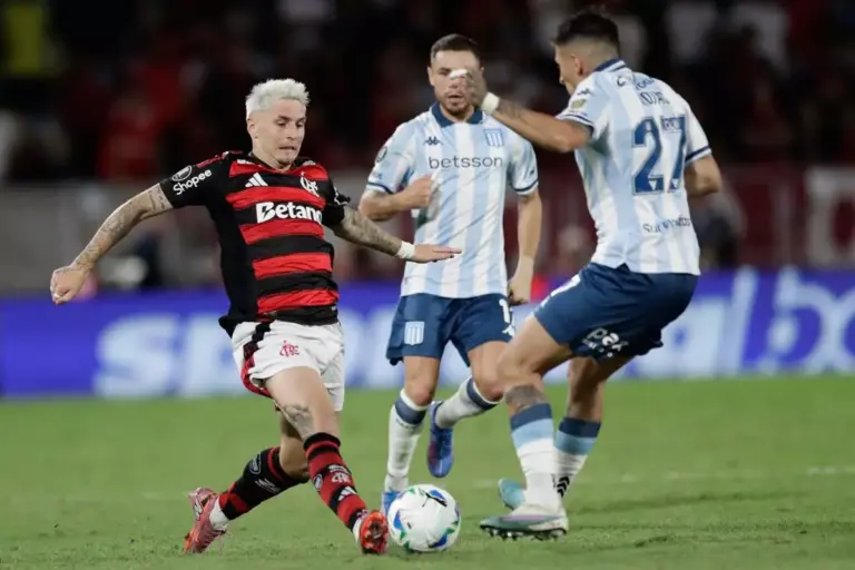 flamengo-vs-racing-club-112.webp