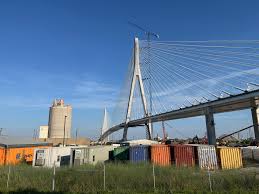 gordie-howe-bridge-180.jpeg