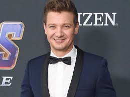 jeremy-renner-139.jpeg