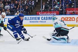 kraken-vs-maple-leafs-4.jpeg