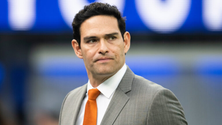 mark-sanchez-0.jpeg
